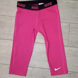 Girls' Nike Capri Leggings
